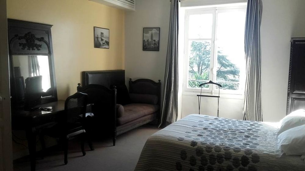 Hotel La Villa Saint-Pierre-dʼIrube Buitenkant foto