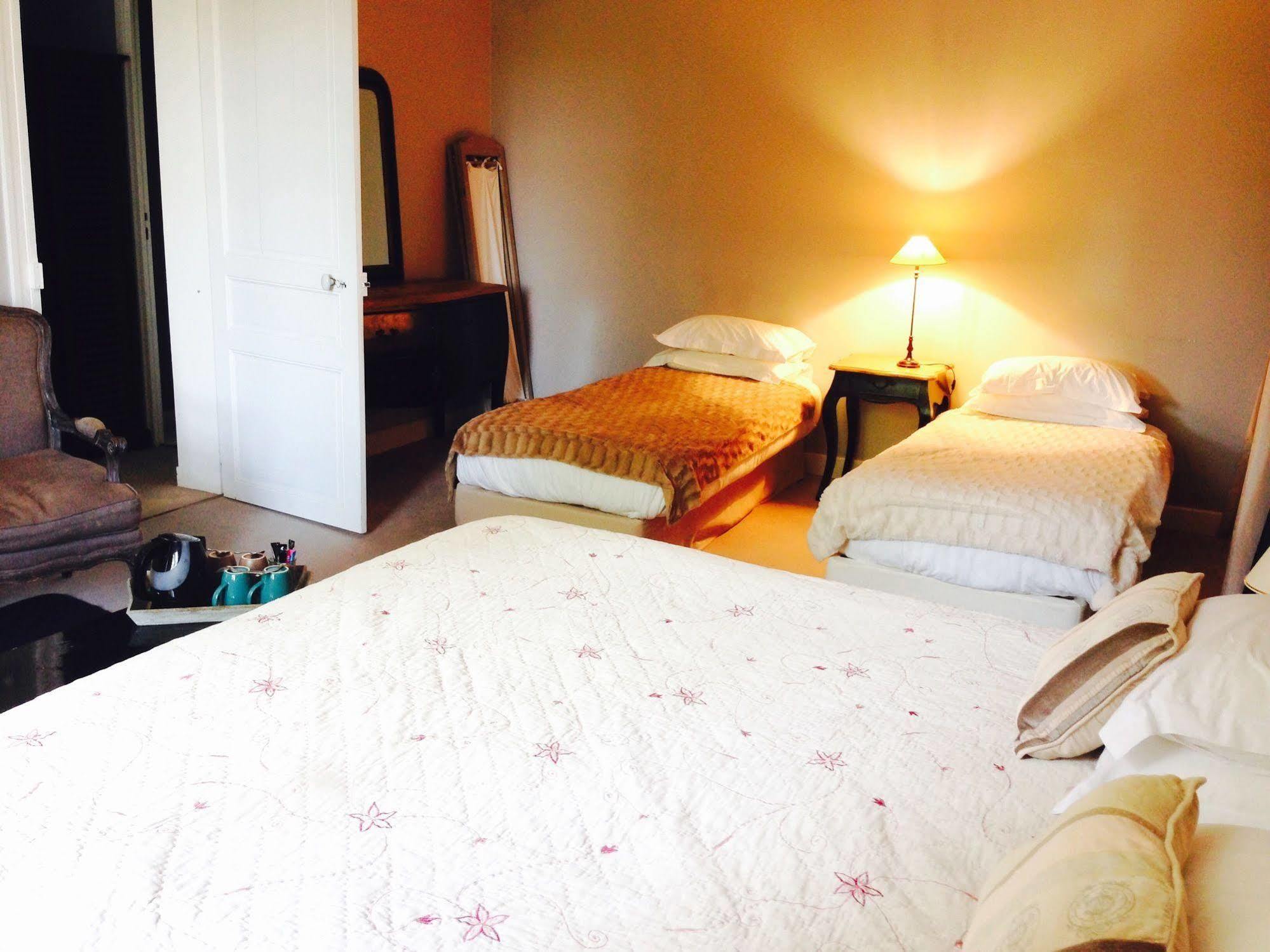 Hotel La Villa Saint-Pierre-dʼIrube Buitenkant foto