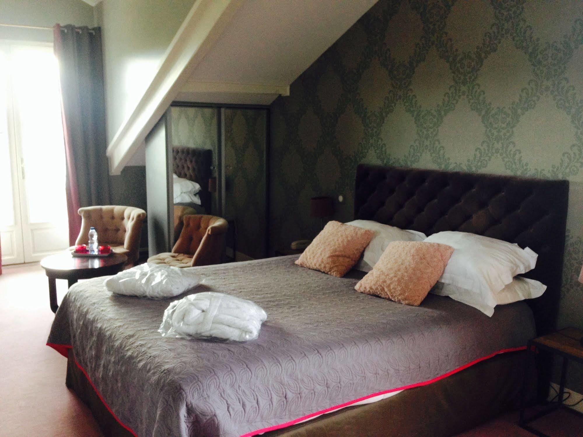 Hotel La Villa Saint-Pierre-dʼIrube Buitenkant foto