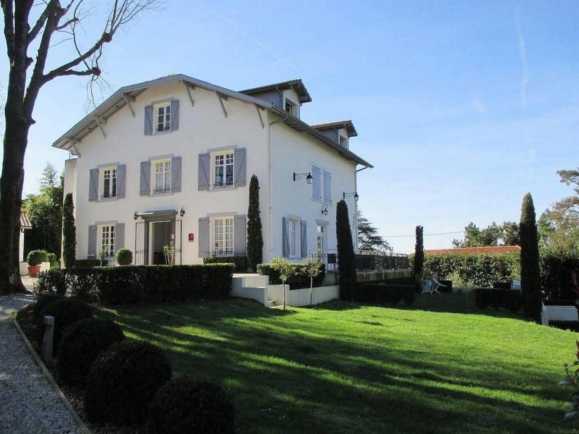 Hotel La Villa Saint-Pierre-dʼIrube Buitenkant foto