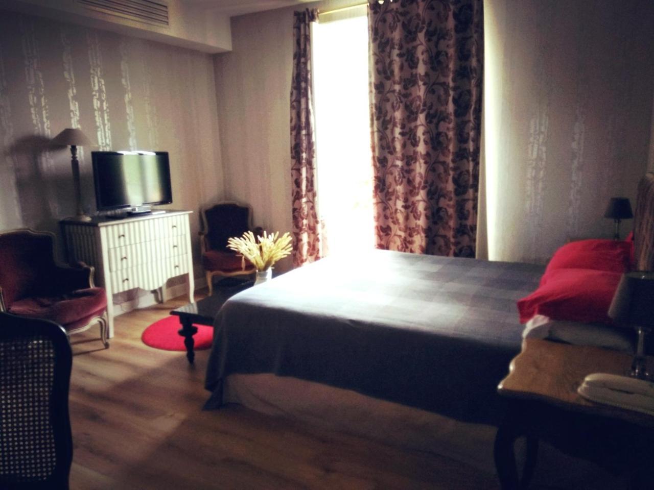 Hotel La Villa Saint-Pierre-dʼIrube Buitenkant foto